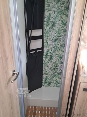 Autocaravana semi-integrada EURAMOBIL Profila T PT726EF Hubstützen,SAT,Solar,Lithium