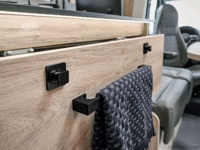 Autocaravana semi-integrada EURAMOBIL Xtura XT 686 EF Solar,Navi,Markise,Delta-Felgen