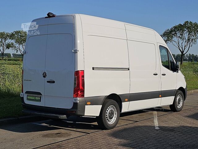 Bestelauto MERCEDES-BENZ SPRINTER 317 L2H2 RWD Automaat