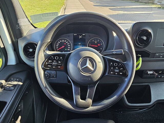 Bestelauto MERCEDES-BENZ SPRINTER 317 L2H2 RWD Automaat