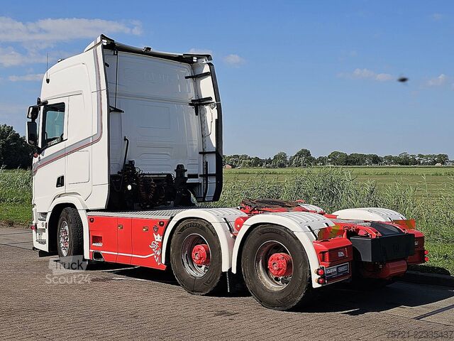 Standaard trekker SCANIA R520 V8 6x4 +HID