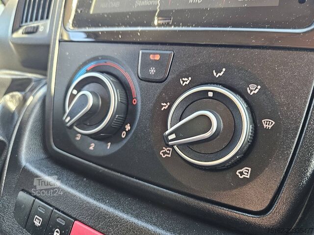 Stationvogn med højt tag CITROEN JUMPER 2.2 L4H2 Airco Carplay !