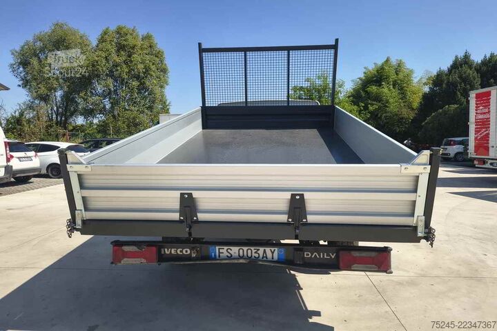 Furgón volquete Iveco DAILY 3S 12 2.3 HPI RIBALTABILE