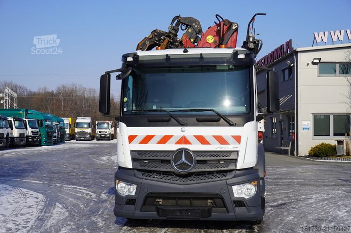 Macara Mercedes-Benz Antos 3240 8×2 / Typhoon L170Z3 crane