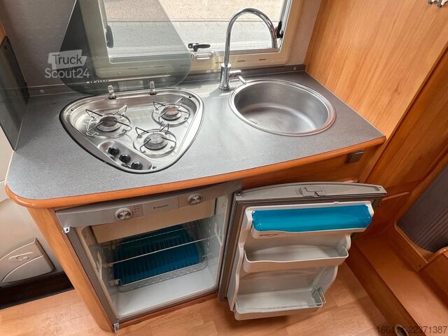 Alkovas kemperis ADRIA Izola A 697 SL - Einzelbetten - Sat/TV - Solar -