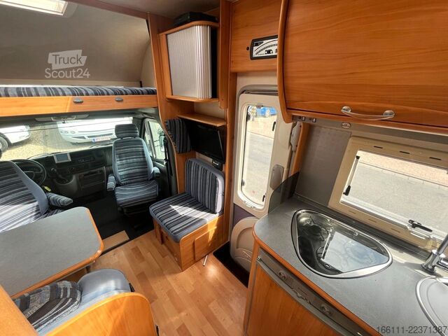 Alkovas kemperis ADRIA Izola A 697 SL - Einzelbetten - Sat/TV - Solar -