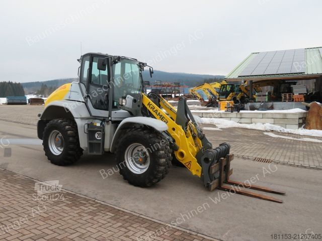 Kerekes rakodó KRAMER 8155