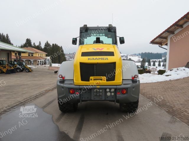 Kerekes rakodó KRAMER 8155