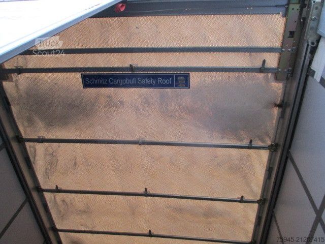 Open semitrailer with tarp SCHMITZ CARGOBULL SCB*S3T, Liftachse, TÜV 07/2026