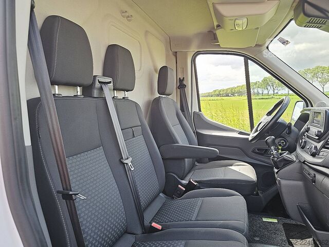 Hochdachkombi FORD TRANSIT 2.0 L3H2 Airco Camera