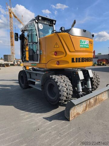 Колесен багер Liebherr A 912 Compact Litronic