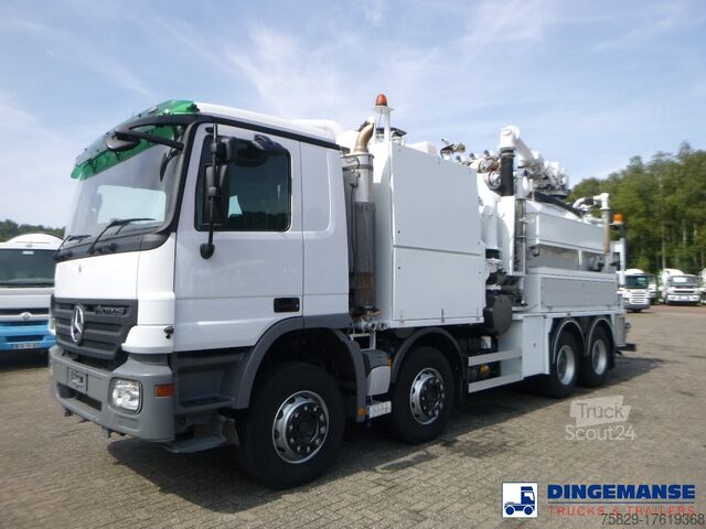 Saugfahrzeug Mercedes Actros 3241 8x4 RHD Huwer vacuum tank / hydroc...