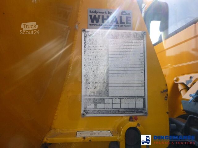 Vehículo de succión Volvo FL6 4x2 RHD Whale vacuum tank 8 m3