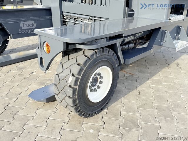 Keturs kryptimis krautuvas Combilift C5000XL GAS TRIPLEX 6000 EXTENDABLE FORK