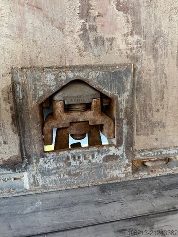 Open trailer with tarp SCHWARZMÜLLER AZ T06VLN3