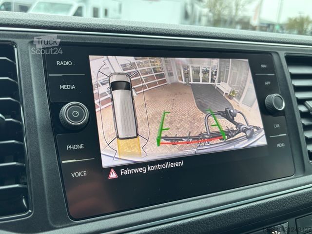 Campervan VOLKSWAGEN Grand California 680 2,0TDI-177 LED + ACC 1. Hd.