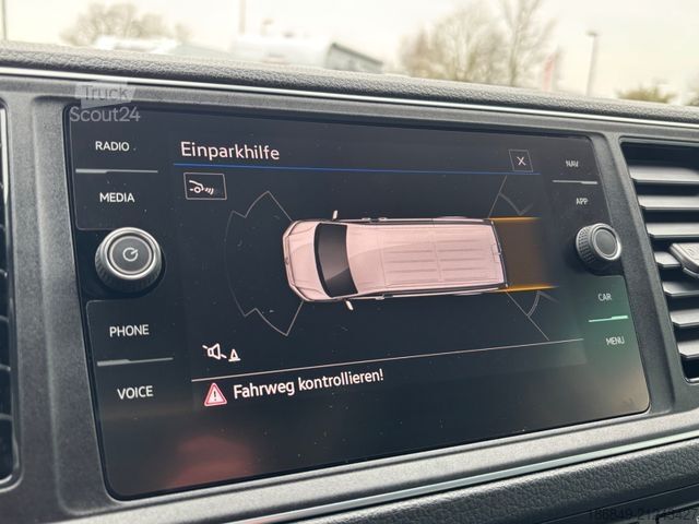 Campervan VOLKSWAGEN Grand California 680 2,0TDI-177 LED + ACC 1. Hd.