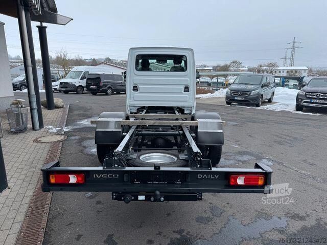 Podwozie z kabiną Iveco Daily 70C21 HA8 3.0L *R4.350mm*Automatik*