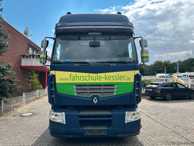 شاحنة صندوقية RENAULT 330 DXI Koffer Fahrschule 4x2