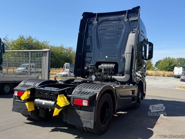 Tracteur routier standard FORD F-MAX 500 4x2 BL Retarder, Standklima, 2x Tank