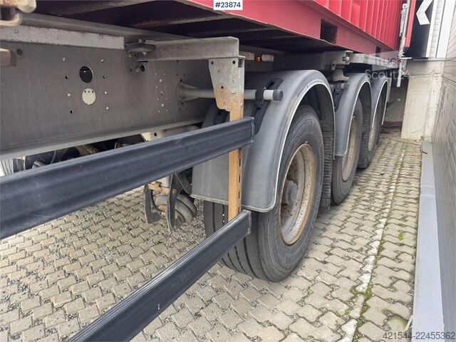 Transporte de contenedores Kel-Berg Containersemi