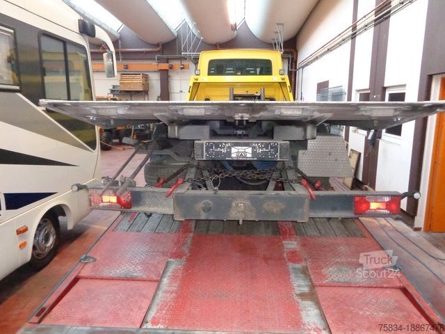 Abschleppwagen IVECO 70 C 18  -
