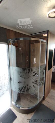 Kamper ciężarowy MAN Camión Vivienda lujo