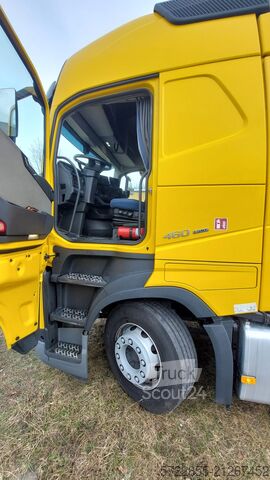 Standardni vlačilec Volvo FH