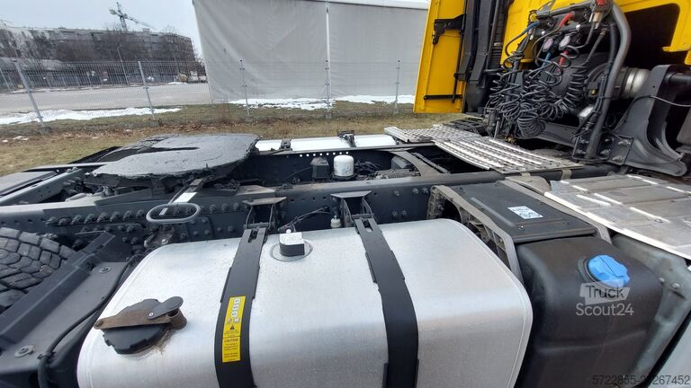 Standardni vlačilec Volvo FH