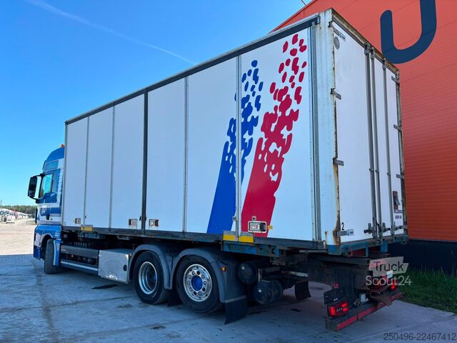 Corps de la boîte MAN TGX 26.480 6x2*4 INTARDER / BDF / CHASSI