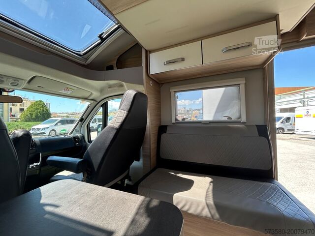 Autocaravană semi-integrată Fiat Ducato Carasuite 650 MF 4 Schlafplätze | Teilintegriert