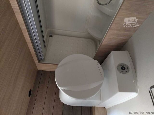 Autocaravană semi-integrată Fiat Ducato Carasuite 650 MF 4 Schlafplätze | Teilintegriert