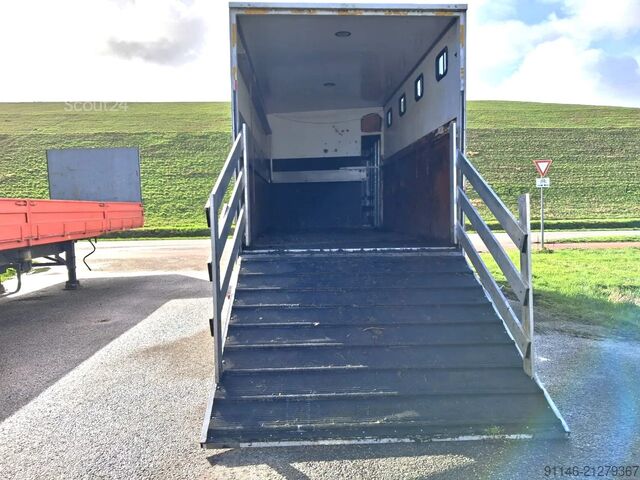 Maleta Volvo FL 180 Horses Transport