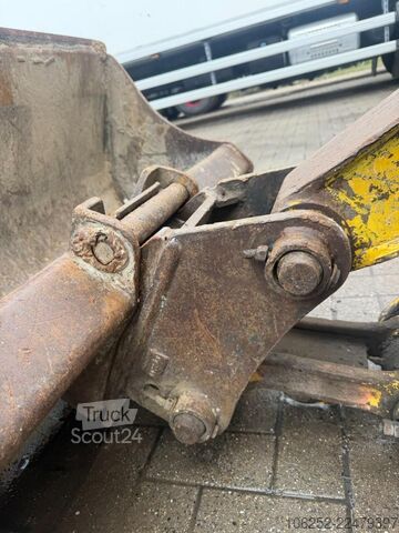 Minibagger Komatsu PC78MR-6 - 8.2T - *5499h* - BLADE - A/C - CE - ...