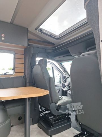 Half-integraal camper HYMER/ERIBA ML-T 580 4x4, KLIMA, AHK, SILBER, LEDER, PREMIUM