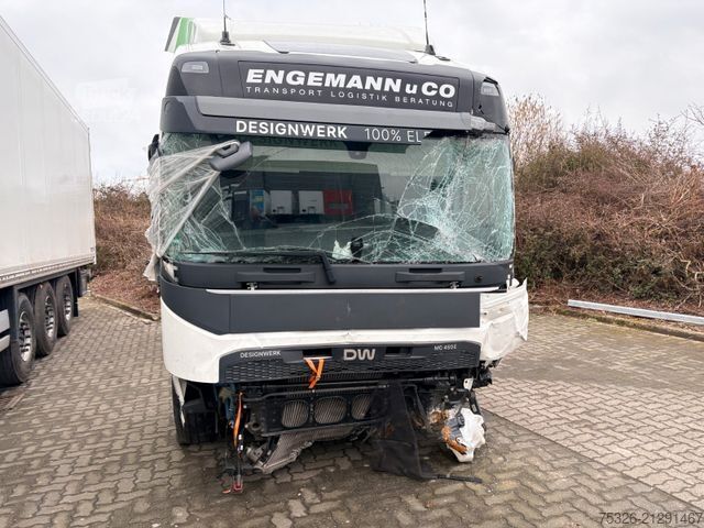 Standard dragbil  Designwerk E-Truck SEMI 40E UNFALL