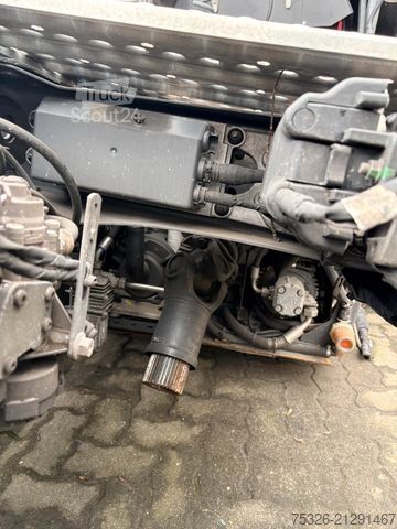 Standard dragbil Designwerk E-Truck SEMI 40E UNFALL