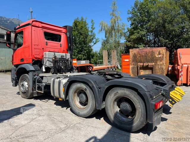 Standardni vlačilec Mercedes-Benz Arocs 2645  6x4 Retarder Kipp-Hydraulik E6