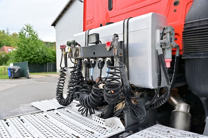Standardni vlačilec Mercedes-Benz Arocs 2645  6x4 Retarder Kipp-Hydraulik E6
