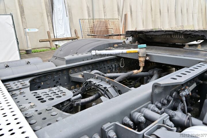 Standart çekici ünitesi Mercedes-Benz Arocs 2645  6x4 Retarder Kipp-Hydraulik E6