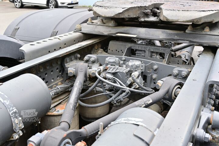 Standart çekici ünitesi Mercedes-Benz Arocs 2645  6x4 Retarder Kipp-Hydraulik E6