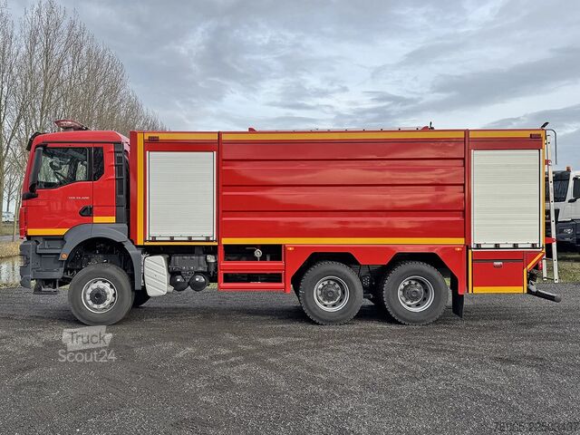Brandweerwagen MAN TGS 33.400 BB CH Fire Fighter Truck (14 units)