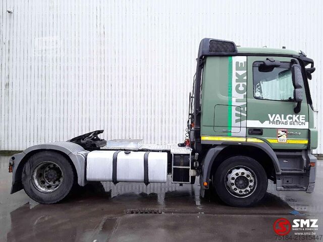 Padrão-SZM Mercedes Actros 1944
