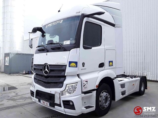 Tracteur standard Mercedes Actros 1845