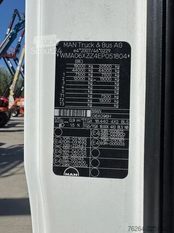 Padrão-SZM MAN TGX 18.440