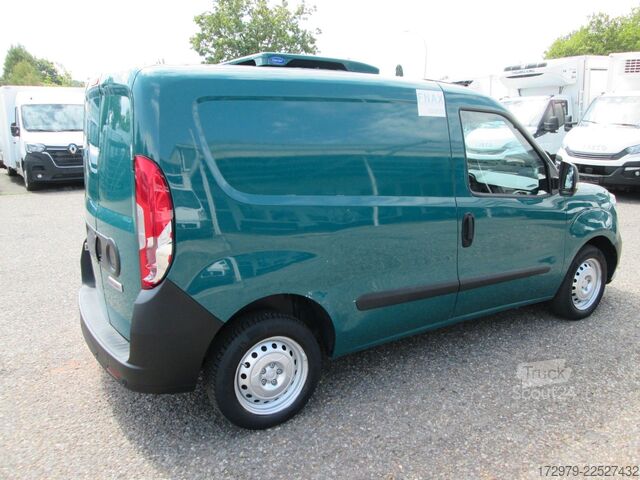 شاحنة بدن معزول مبرد FIAT Doblo 1.3*Carrier-Kühlwagen*Euro6*