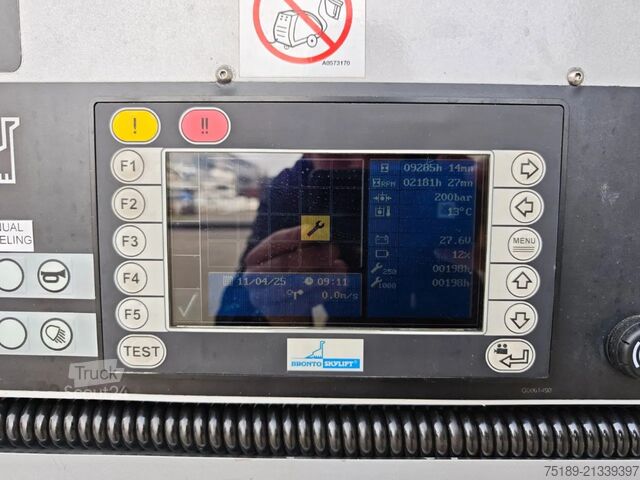 Подемна платформа Mercedes-Benz Axor 1833 4x2 Bronto Skylift S32XDT