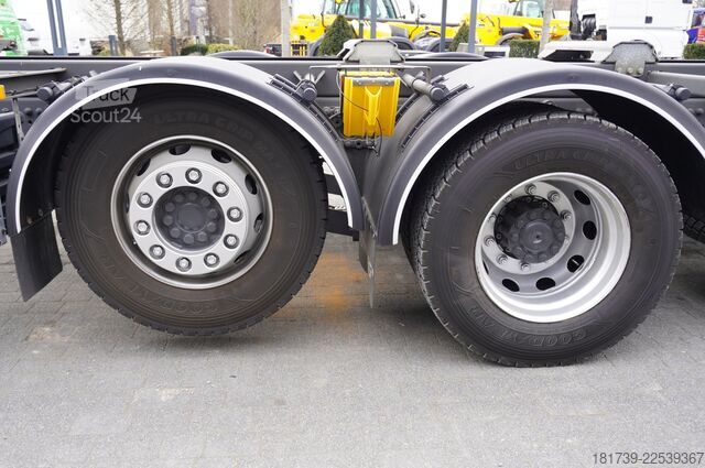 Școală de șoferi / BDF Mercedes-Benz Actros 2540 6×2 / 90 tho. km! / 5-seater