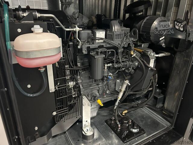 Aggregato Iveco NEF45SM1A - 66 kVA Genset SuperSilent - DPX-21028