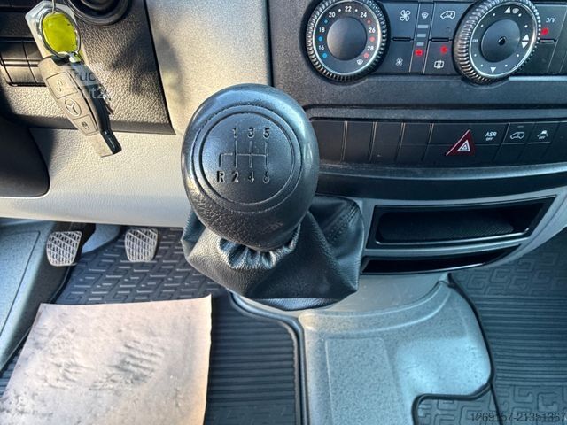 Пікап-фургон MERCEDES-BENZ Sprinter Pritsche 319/519 CDI V6 3,0L 3500KG